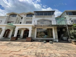 ��ȥ��̨��Դ���Ȼ������ ǣ�������ߵ��Ǹ��� ��������