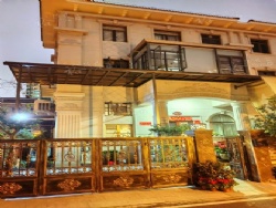 ��װ180�򿥾���Ʒ��˫ƴ���� ǰ���԰��¥�Ĳ�