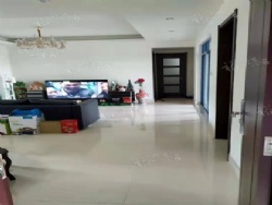 ���ر̹�԰��С������������������̨���ڵ����ɹ��