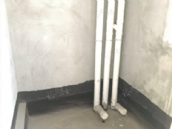 �׸�8�� ƽ��һ�� ����7��ͷ �Ļ���ͥ�����в� ����·