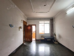 ����ϲ�Сѧ�����ݵ��ſڣ�3��2������45��