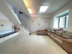 �����´山��ʽ¥��һ�������3�㻹�д�¶̨