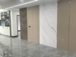 �ڽ�ѧУ���н�������װ����