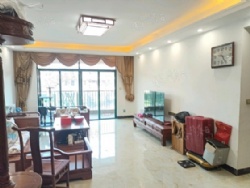 �������������ݣ�С����������