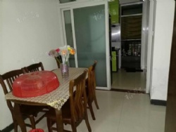 �Ǻӻ�԰ С��6¥ 2��1��  ԭҵ��װ��