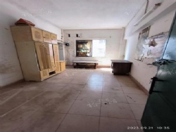 ˫������ض�������԰�м�¥����ķ�����4��ͷ 