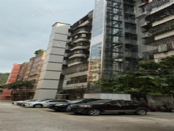 ����ѧУ���¶�С��������װ����6���׸�š����ס