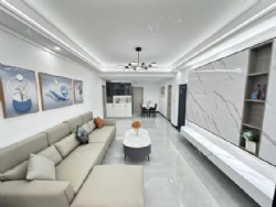 �ºþ���԰С��ȫ����װ�����м�¥���׸�6.8���ϳ�