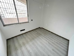 �����´���  4¥2�� 178�� ��ʽ 66.8��