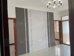 �������в�5¥������װ�����г�������32.8��