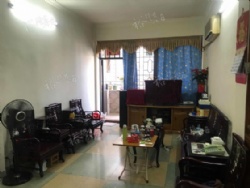 �ڽ���԰�г���Ȧ��װ����